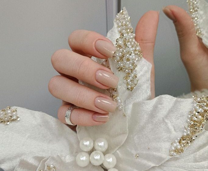 10 Bridal Acrylic Nails Designs 2026